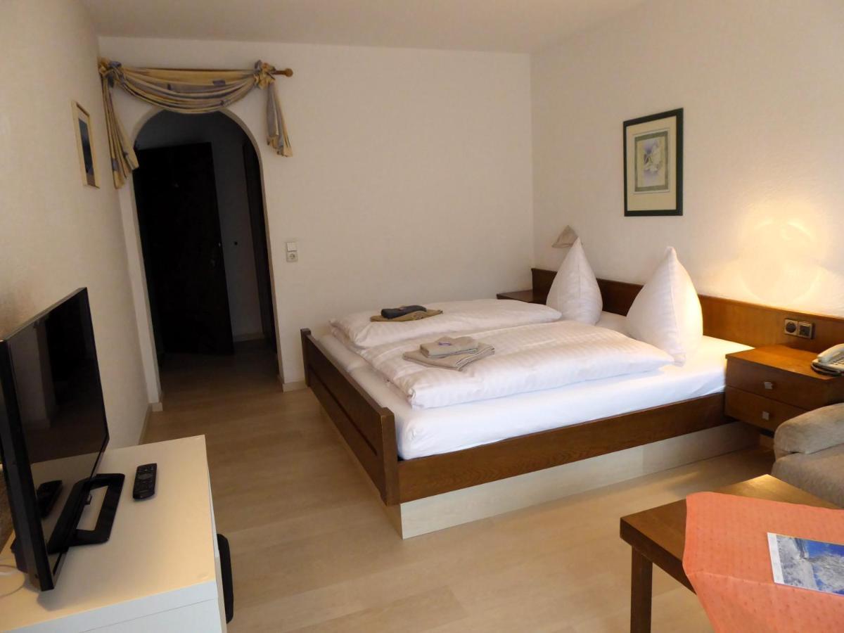 Pension Gasthof Zum Lamm Бішофсгайм-ан-дер-Рен Екстер'єр фото